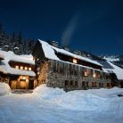Schronisko Górskie PTTK na Polanie Chochołowskiej - schroniska - schronisko - Tatry