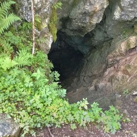 Jaskinia Smocza Jama