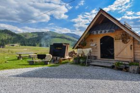 Bacówka Sery na Polanie Biały Potok -  -  - Witów