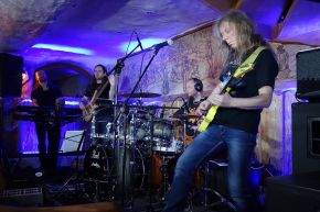 Muzyczna Grota - życie nocne - klub - Zakopane