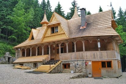 Zakopane - RegionTatry.pl - Kaplica Matki Boskiej Królowej Tatr na Wiktorówkach 